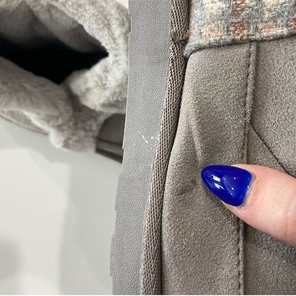 NEW Maurices Iris Gray Sherpa Boot Slipper size 10 - Picture 4 of 9